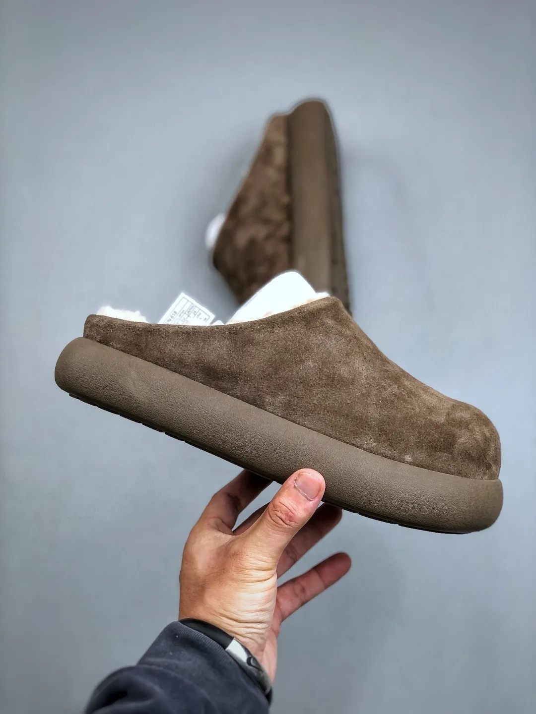 Local self-pickup 💰480 supports store release, the latest official revision and new style! The platform is exclusively for foreign trade UGG Tasman GTX winter neutral small potato snow shoes 1172790 Produced by the ten-year-old brand shoemaking OEM production line. Pay attention to every detail. Longfeng A-grade genuine sheep fur is integrated. Completely built in accordance with the ZP process. Size: 35-40